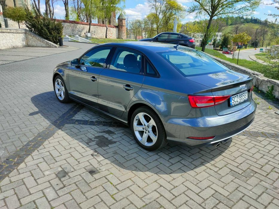 Audi A3 1,6 TDI Model 2017 Automat Webasto hak dwa kompl. kół