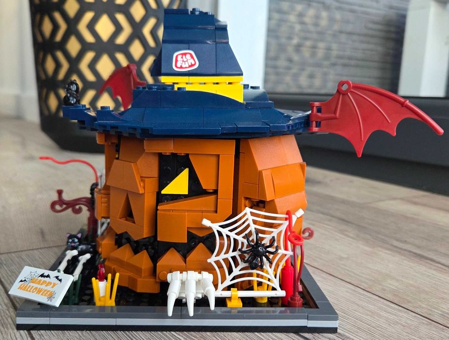 Klocki Elefun Fantasy Collection Dyniowy domek 579 el. 6+ Halloween