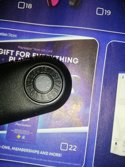 Commuter от  LEVI'S® TRUCKER С JACQUARD™ ОТ GOOGLE. Оригинал. Флешка