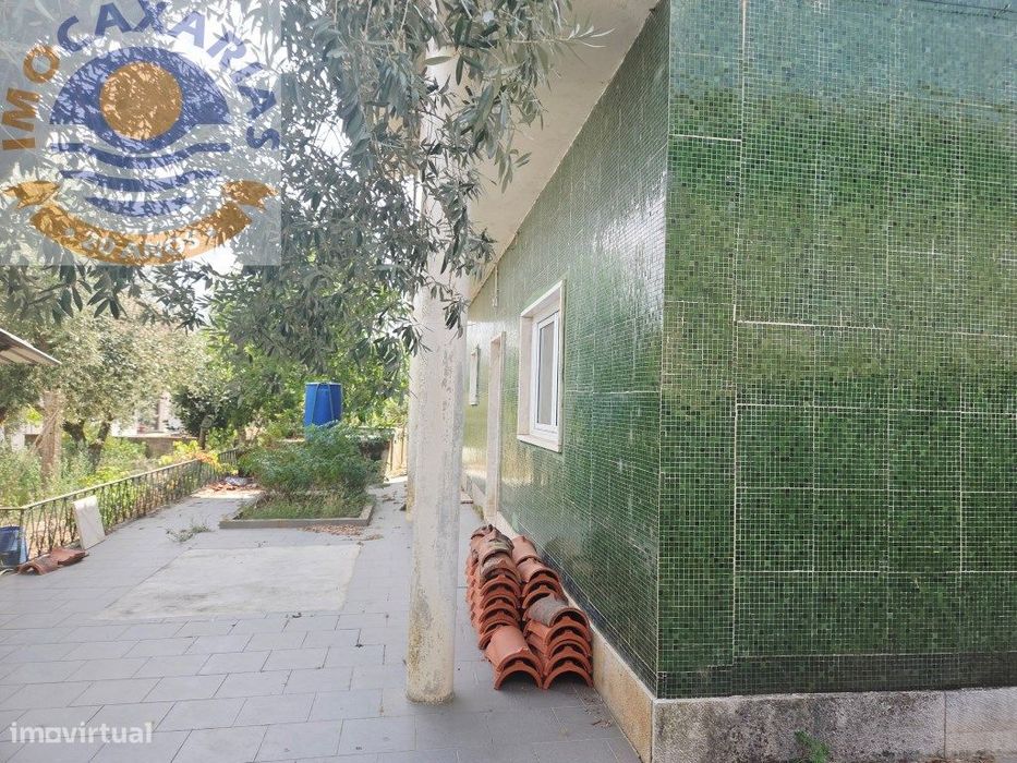 Moradia T5 na Ramalheira Jardim, Anexos e Espaço Exterior