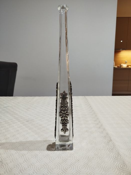 Solitário em vidro e estanho