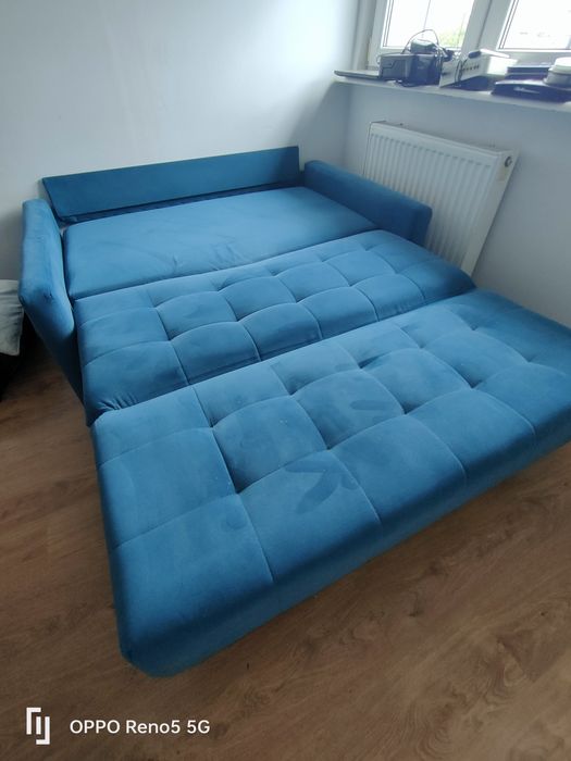 Kanapa dwuosobowa z funkcją spania