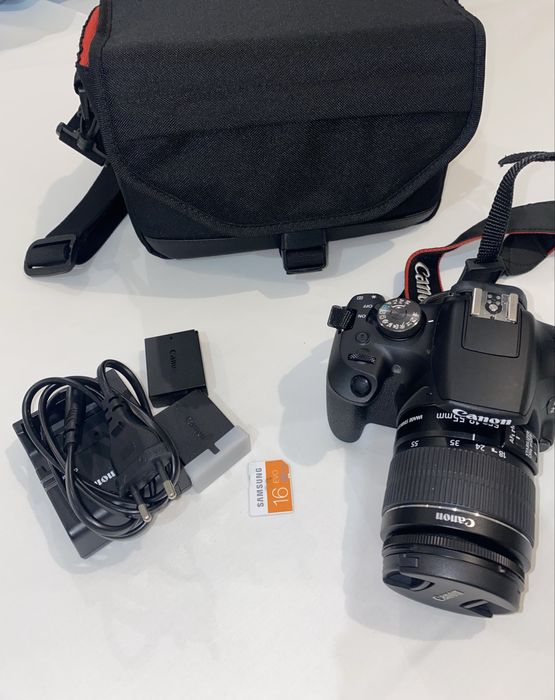 Kit Máquina Fotográfica CANON EOS 2000D + 18-55 mm f/3.5-5.6