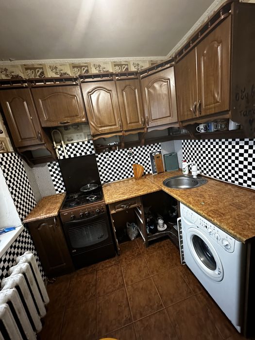 Продаж 2-К кімнатної квартири 45м2 вул. Василя Порика 15