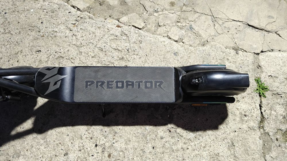 Продам електросамокат predator