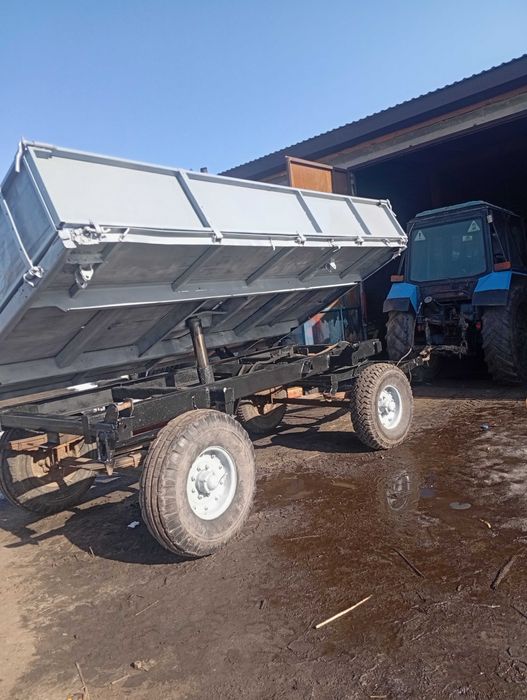 Продам прицеп 2птс4