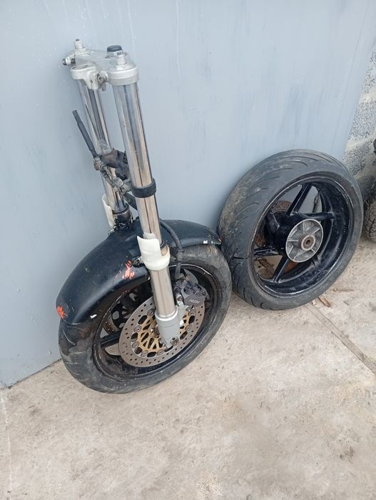 Колесо з вилкою від Honda sbr 919r