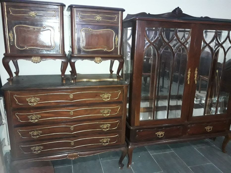 Móveis clássicos em óptimo estado