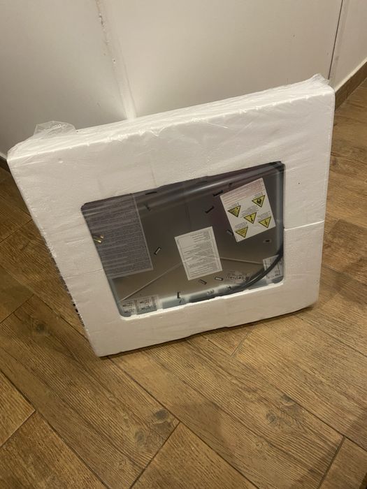 Placa vitro ceramica nova lacrada ! 150€