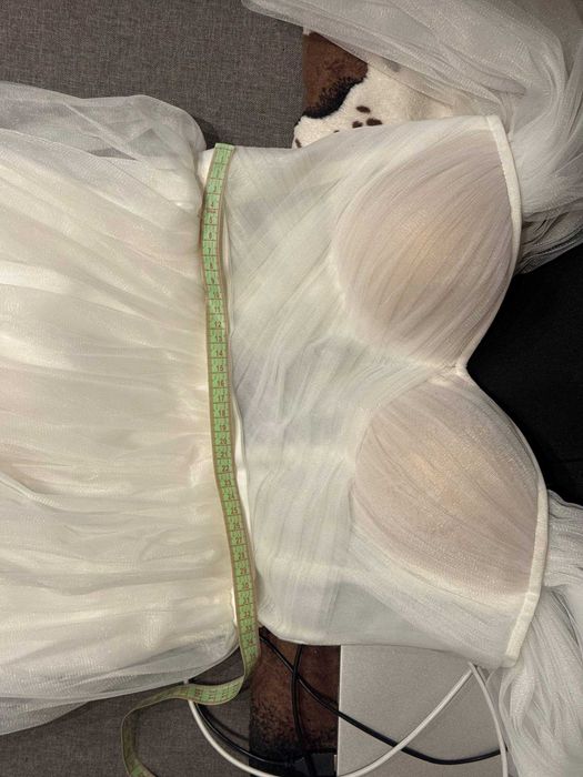 Весільна сукня з корсетом на шнурівці, фатин+атлас