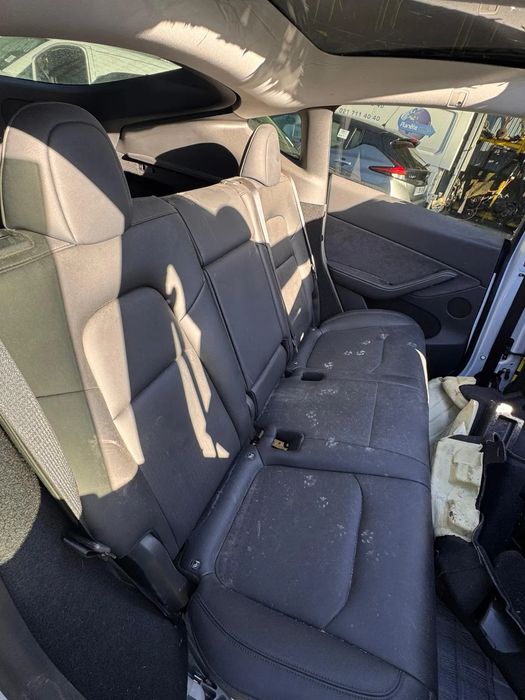 Para peças TESLA Model Y (5YJY)