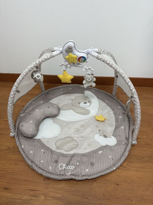 Ginásio/ Tapete de atividades Bebé Chicco