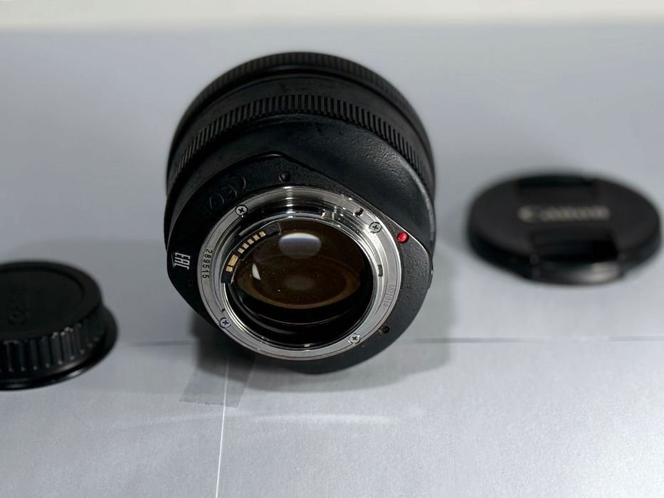 Objetiva Canon 85mm 1.2 L II Usm