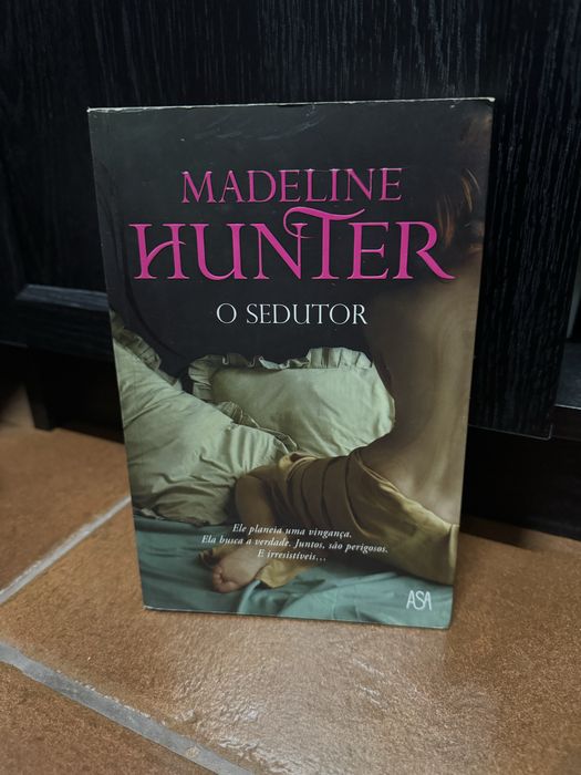 Book "The Seducer" by Madeline Hunter