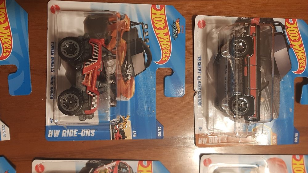 Hotwheels novos varios modelos