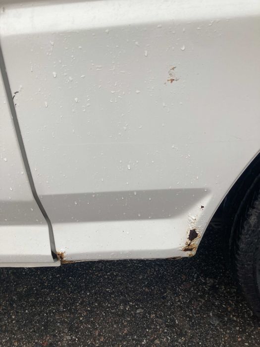 Міцубісі Л300 Mitsubishi L300 вантажопасажирський