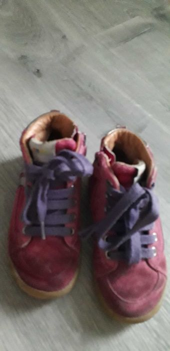 All star; Geox; Vans Nr.26