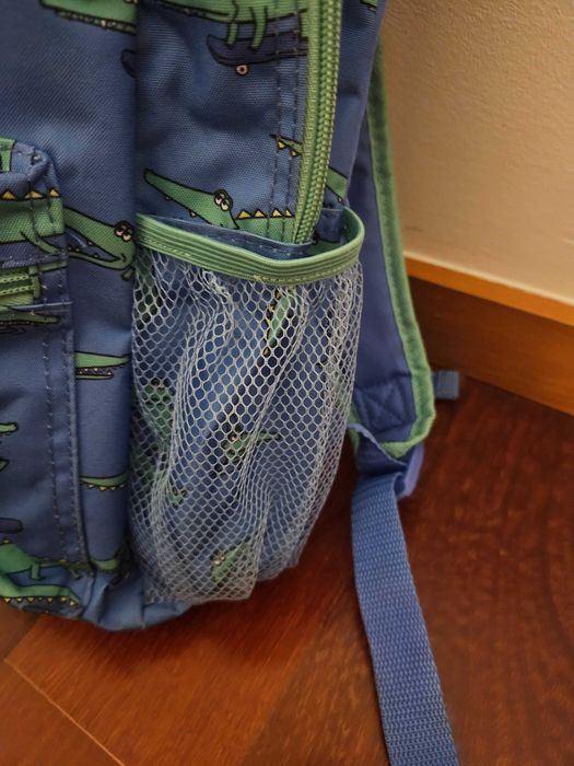 Mochila escolar para menino