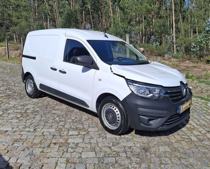 RENAULT EXPRESS 1.5 BLUE DCI ADVANCE NACIONAL DE 2022 (COM IVA DEDUTIVEL INCLUIDO)