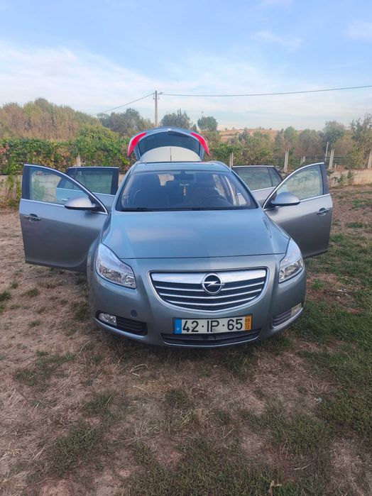 Vendo Opel Insignia - Excelente Estado - Revisão Geral Feita foto 2