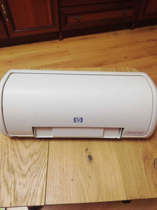кольоровий струменевий принтер HP Deskjet 3520