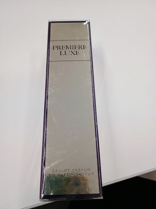 Woda perfumowana Avon premiere luxe