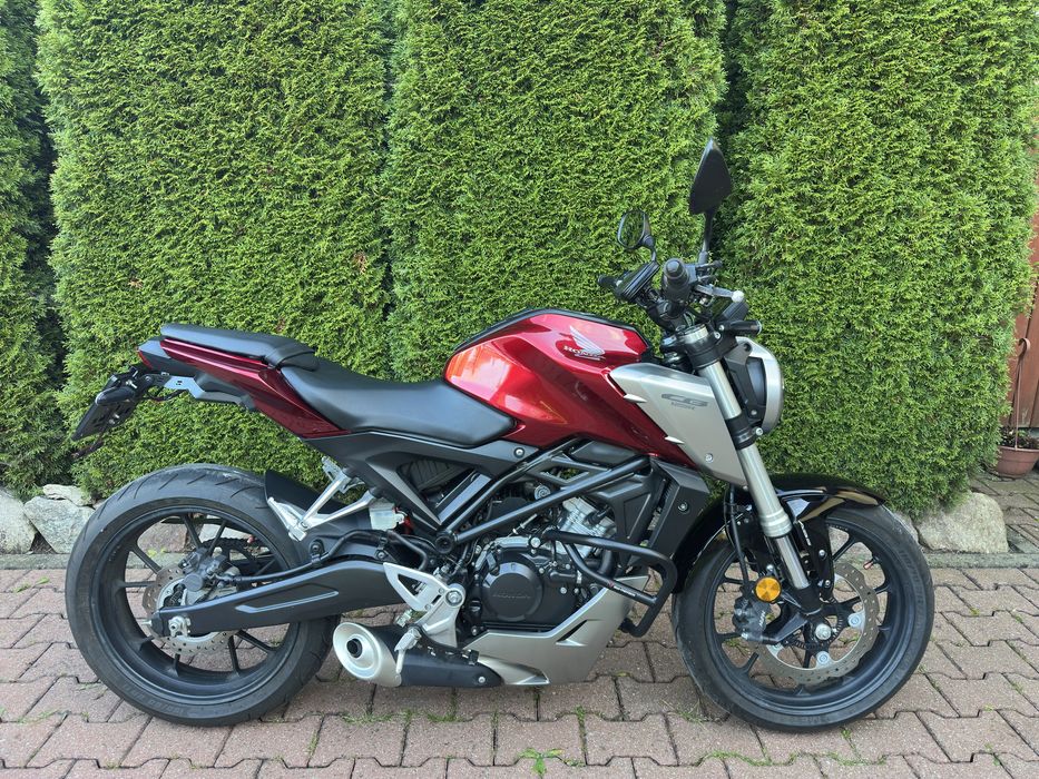 Motocykl Honda CB125R