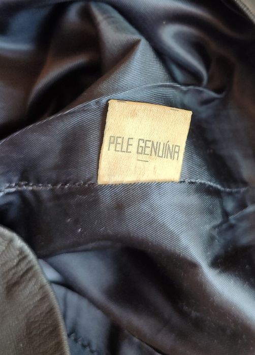 Vestido motard em pele genuína M. Helena

- Com fecho 
- Ajustável 
-