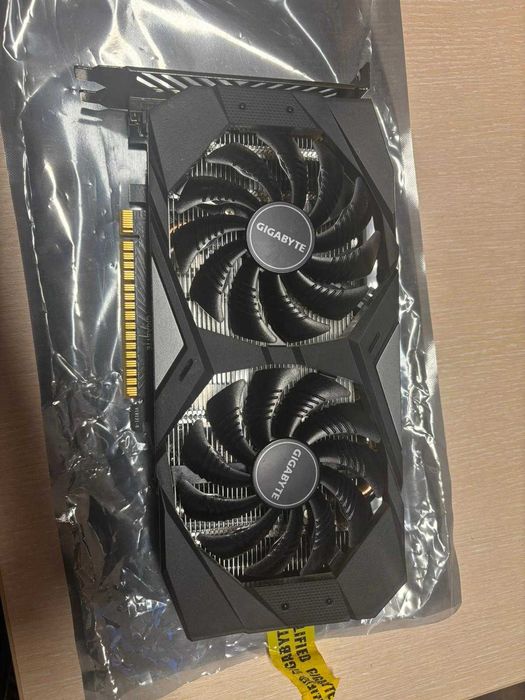 Gigabyte GeForce GTX 1650 SUPER WINDFORCE OC 2X 4GB