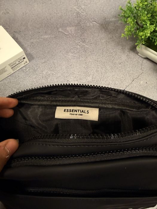 Сумка Essentials