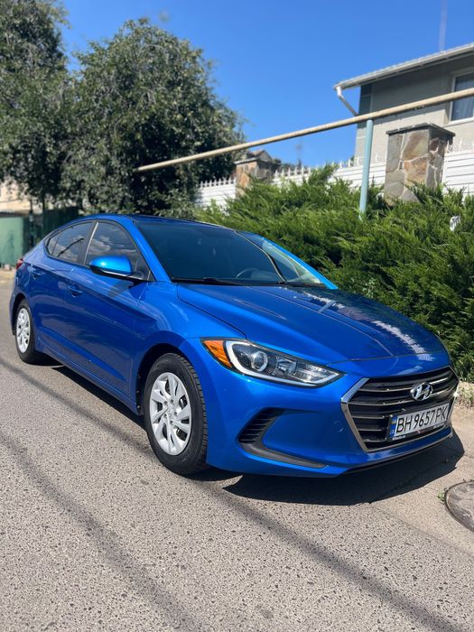 Продам  машину Hyndai