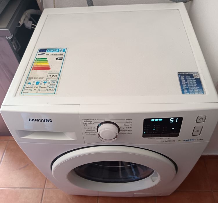 Máquina de lavar roupa