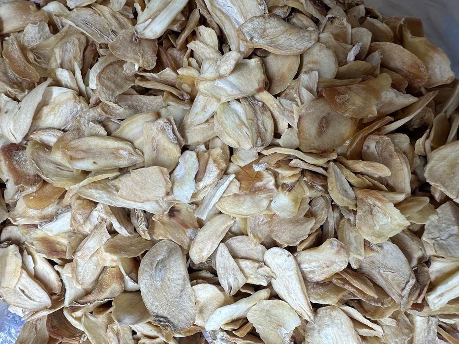 Часник сушений пластівцями