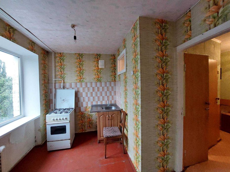 `Продам 2х кімнатну на Власівці