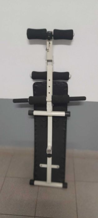 Banco para fazer abdominais