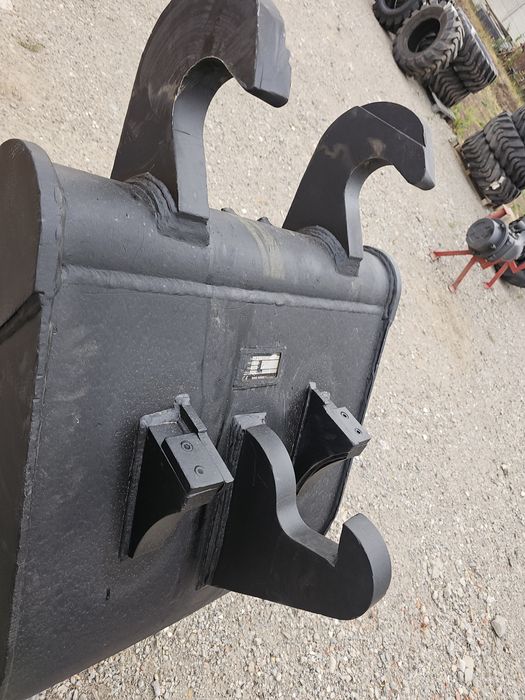 Продам  ковш  до  JCB моделей JS