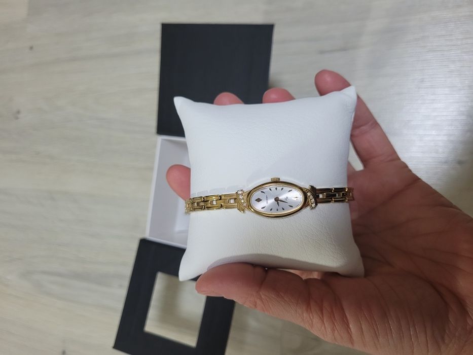 Кварцовий годинник Orient