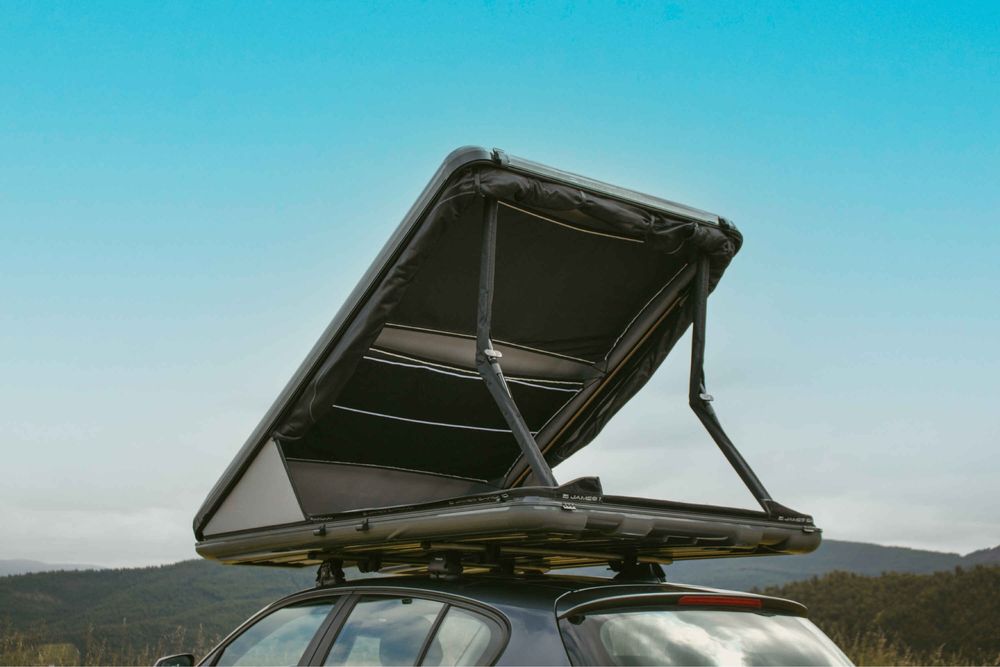 TENDA DE TEJADILHO JAMES BAROUD NOVA
