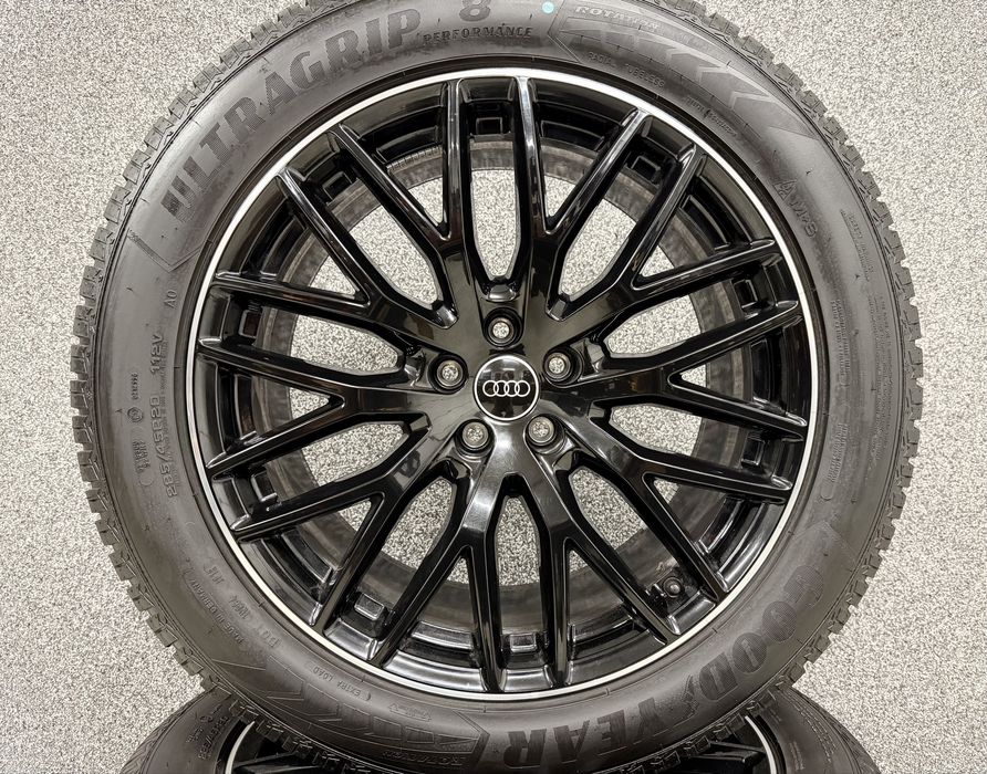 Oryginalne koła zimowe alufelgi 20 Audi Q7 4M0