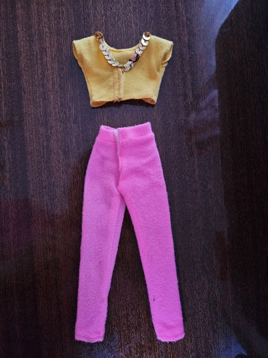 Ubranko dla lalki barbie