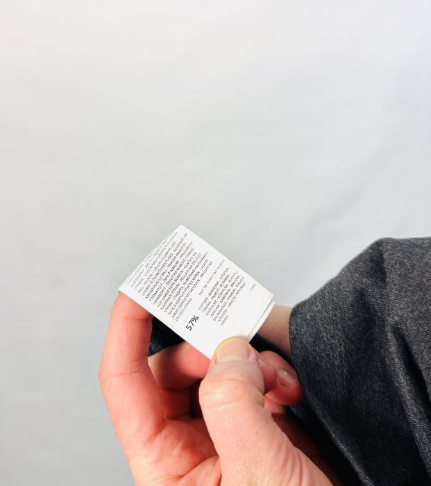 Ciemnoszara sukienka z wycięciami na ramionach L 40