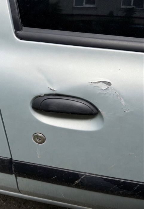 Renault Symbol 2003