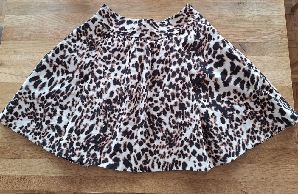 Spodnica, Spódniczka ZARA bombka r36