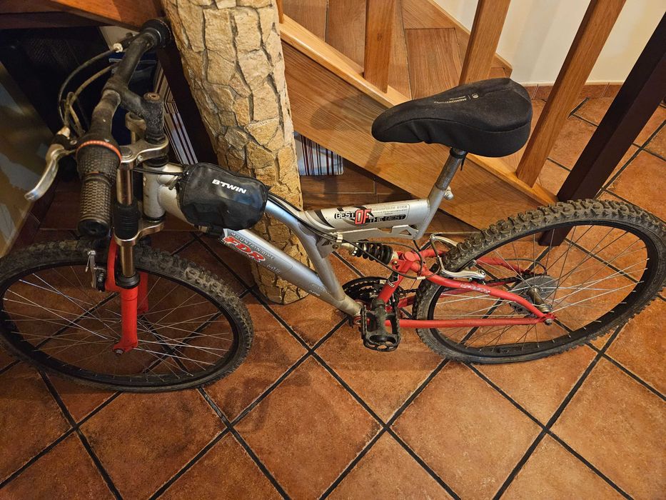 Bicicleta BTT como nova.