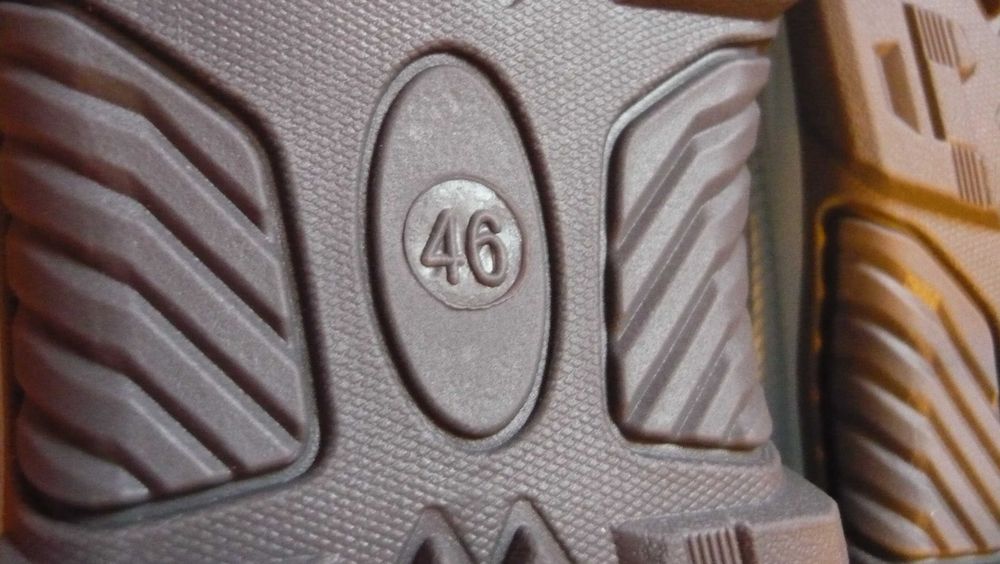 Nowe męskie buty sportowe roz.46
