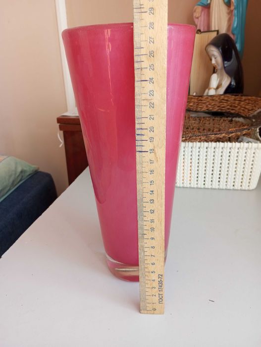 Ваза скляна ручної роботи