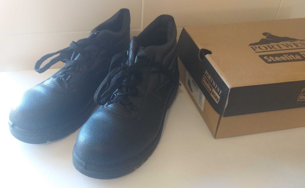 Calçado de Segurança - 3 pares de sapatos