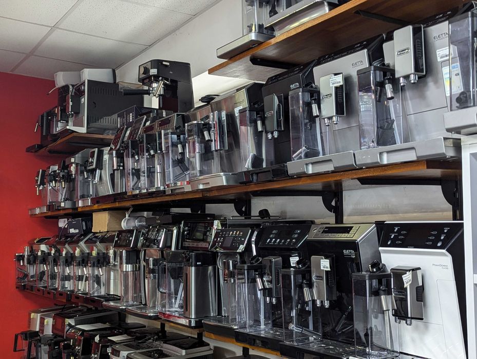 Кавовмашина (Кофемашина) Delonghi Eletta Explore СТАН НОВОЇ!