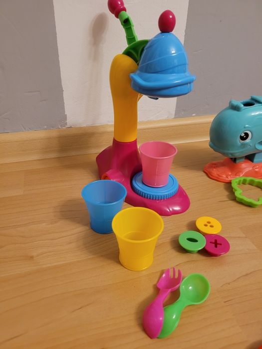6) Zestaw Play Doh toster maszyna do lodów hipopotam dentysta wieloryb