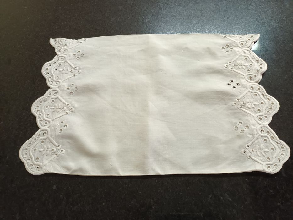 Almofada em linho caseiro - muito antiga